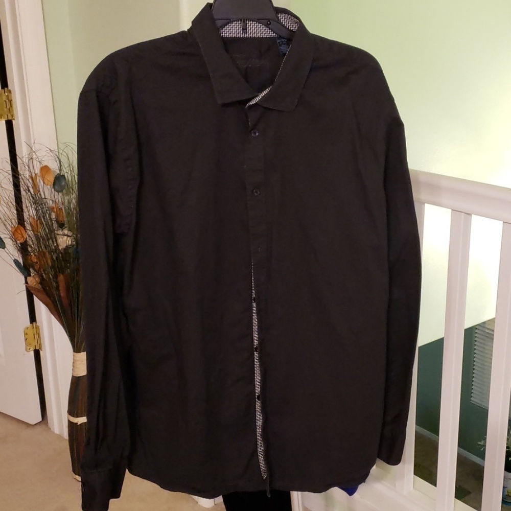 Van Heunsen Black Shirt